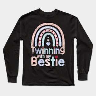 Twinning With My Bestie Best Friend Spirit Week Twin Day Long Sleeve T-Shirt